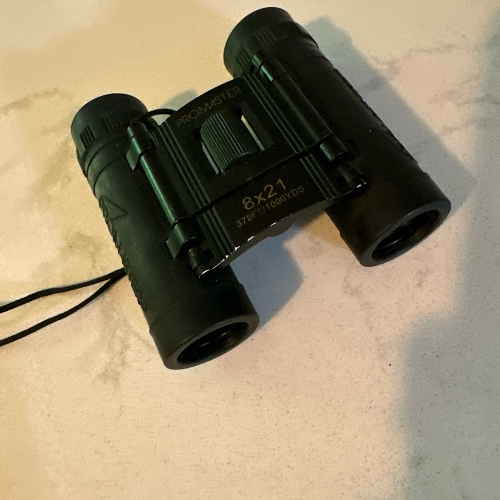 Promaster 8x21 Compact Roof Prism Binoculars‎